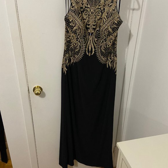 Melanie Lyne Gown - Picture 8 of 8